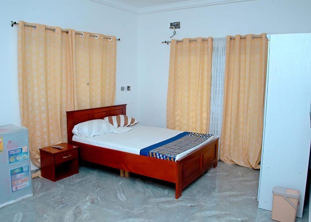 The Lords Palace Guest House Tema Exterior photo